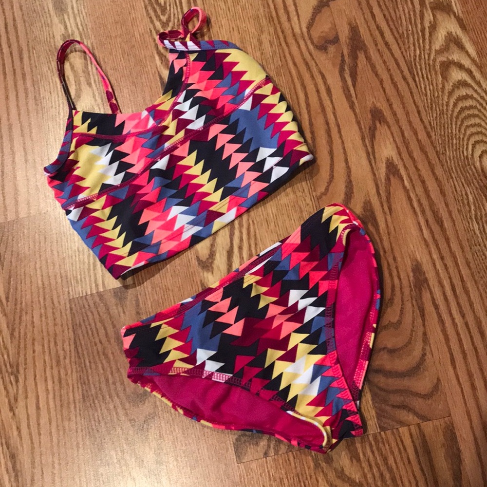 Girls, size S(6-7), Old Navy 2 piece swim
